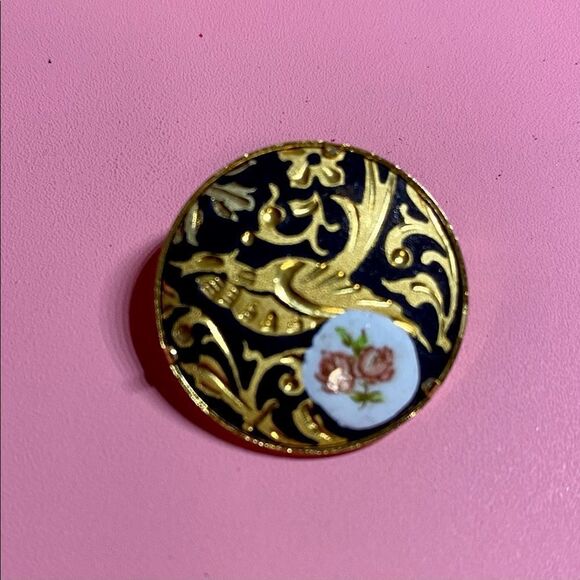 𝅺VINTAGE Bird & Floral damascene brooch - Picture 1 of 3